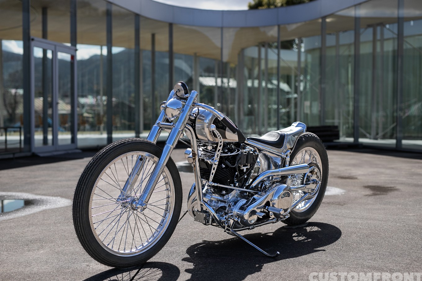 MOTOR CYCLE GOODIESのボンネビルレーサーの4速フレームのショベルヘッド 1982年