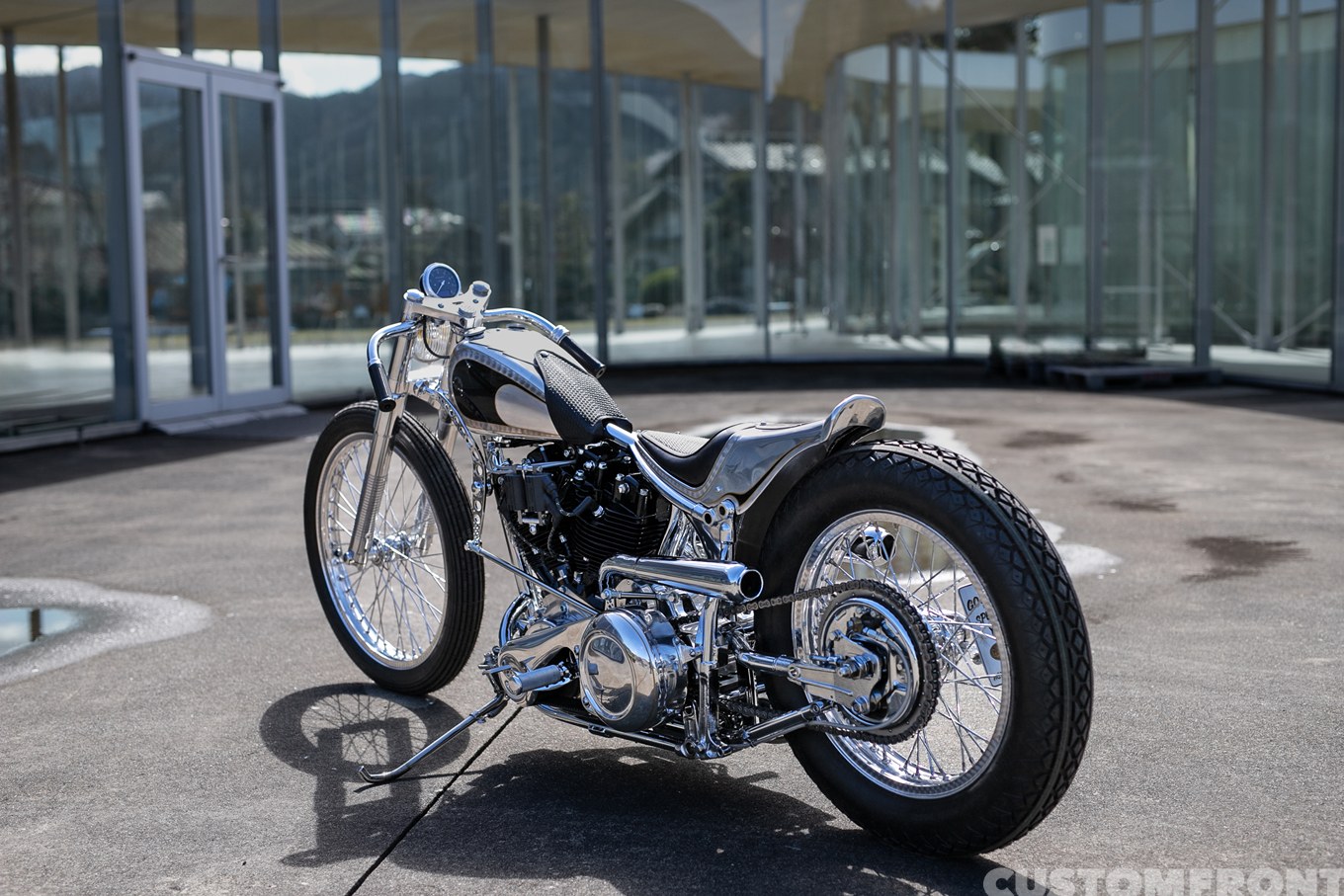 MOTOR CYCLE GOODIESのボンネビルレーサーの4速フレームのショベルヘッド 1982年