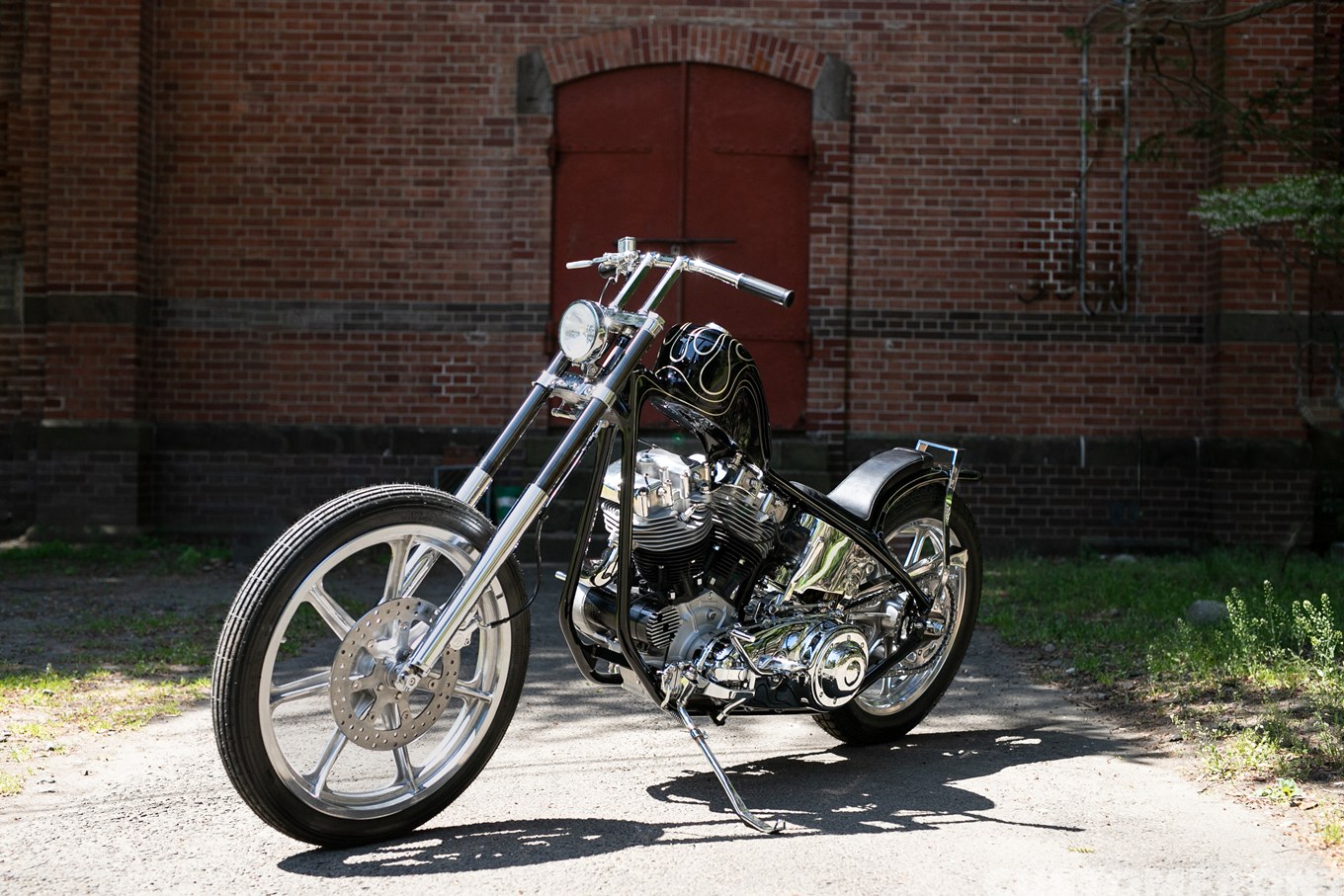 セブンモーターサイクルのアワードショーバイクカスタムのショベルヘッドチョッパー FLH 1969年
