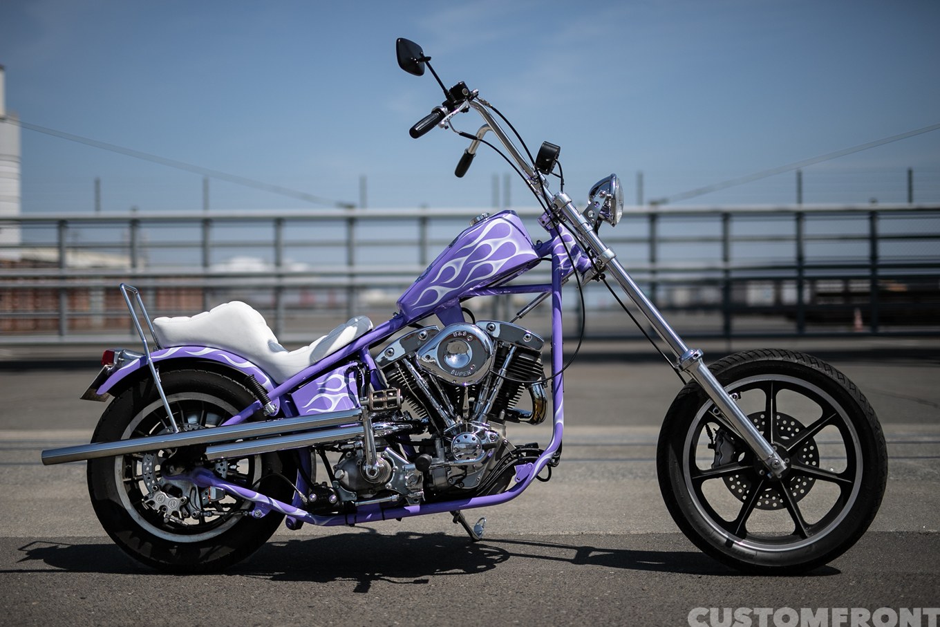 モトリガレージのハーレー S&S ショベルヘッド(SHOVELHEAD)のフリスコスタイルチョッパー