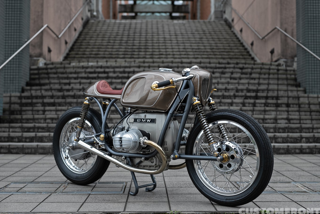 MOTOR FORCEのベストカフェレーサースタイルのBMW Motorrad R100/7 1977年