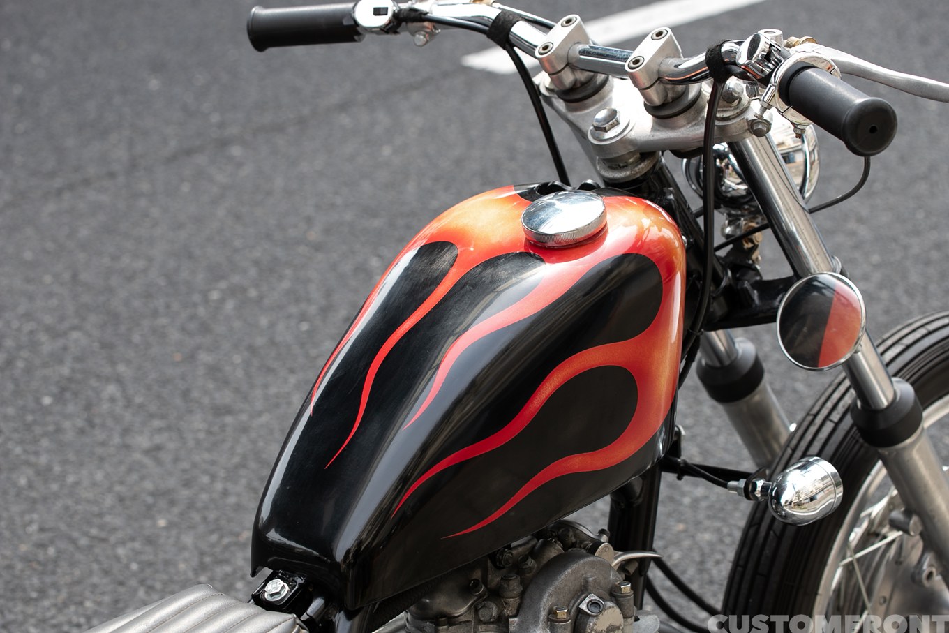 SR400のフラットトラッカーカスタム 1994年のガスタンク