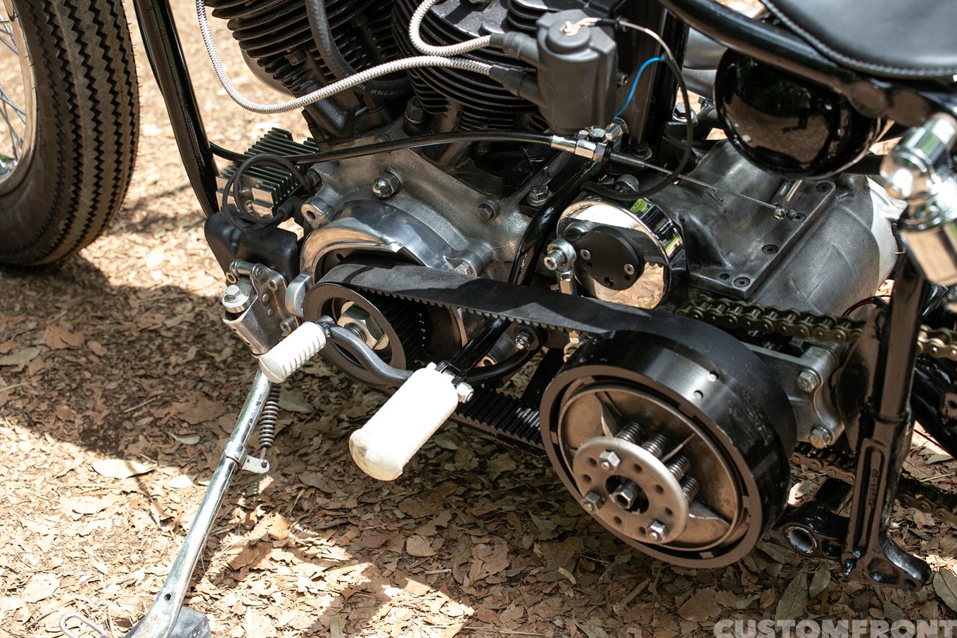 ショベルヘッド FXE 1976年のボバースタイルチョッパーのフットコントロール