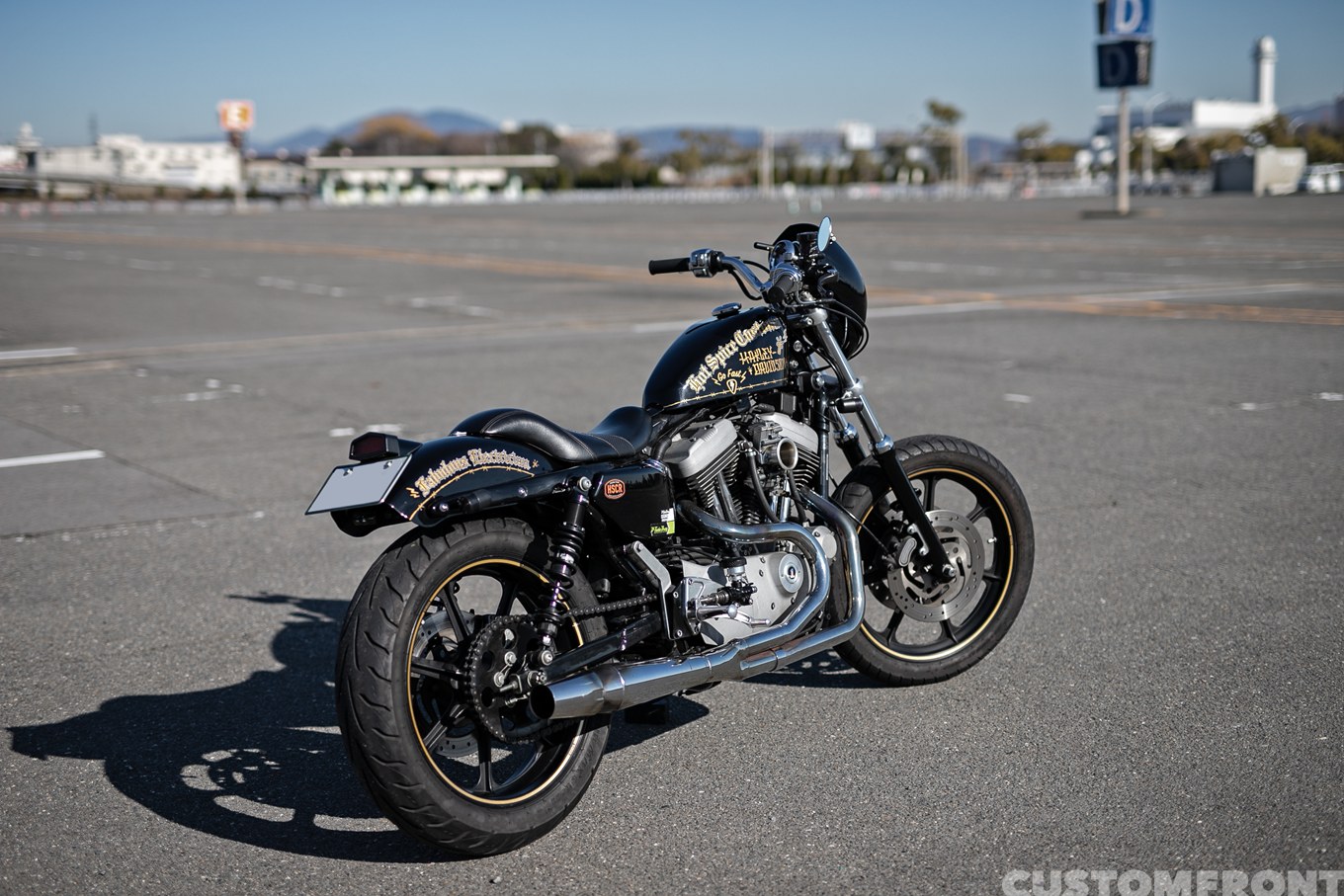 HOT SPICE CUSTOMSのハーレー スポーツスターXL1200Rのワインディングカスタム